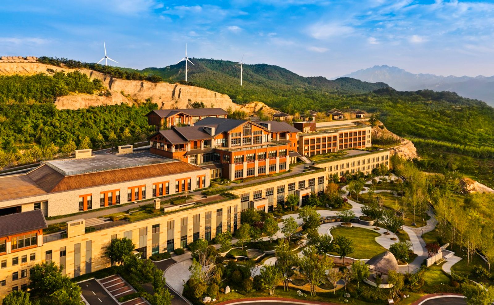 青岛石灿酒店，希尔顿格芮精选