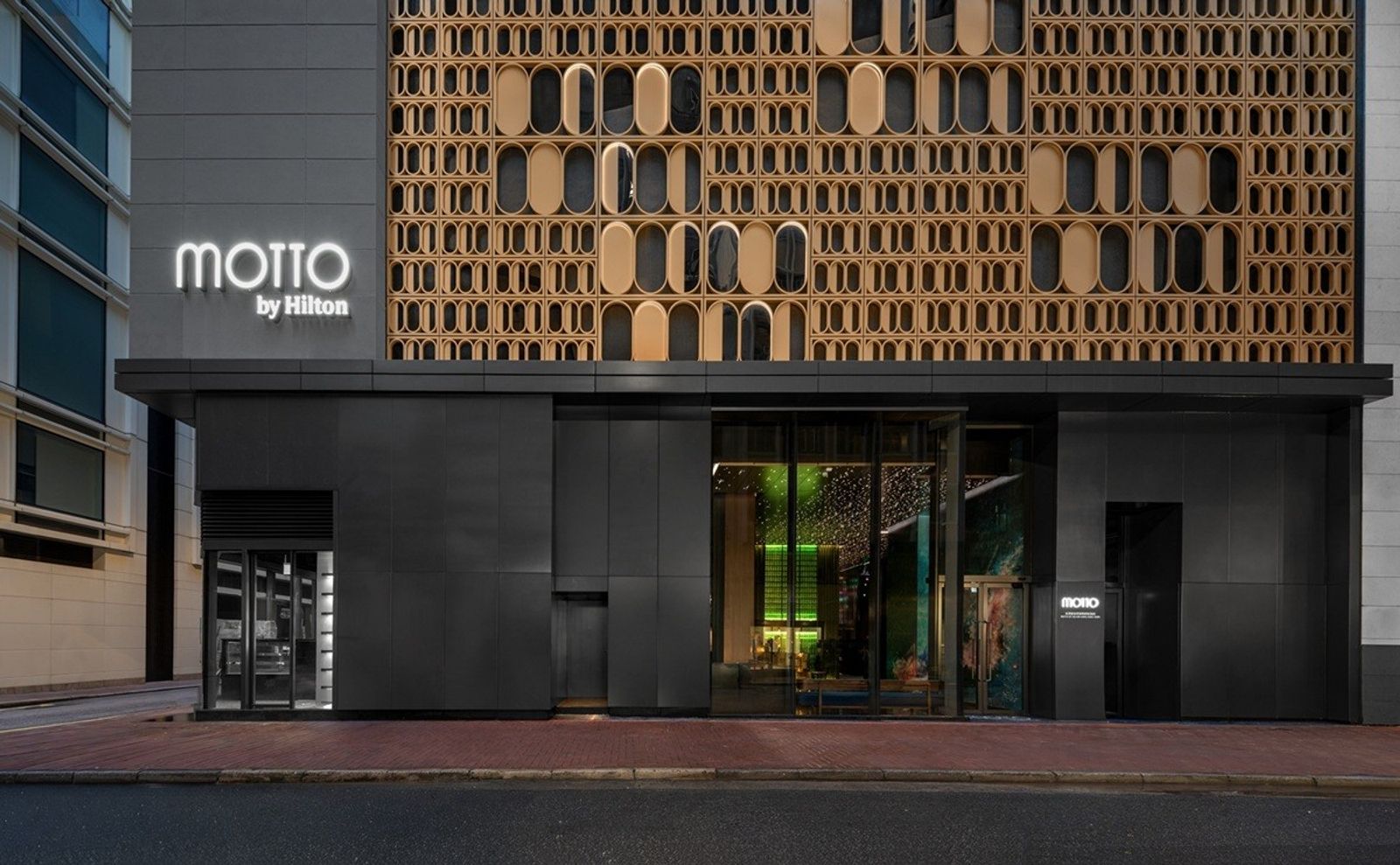 香港苏豪希尔顿摩庭酒店