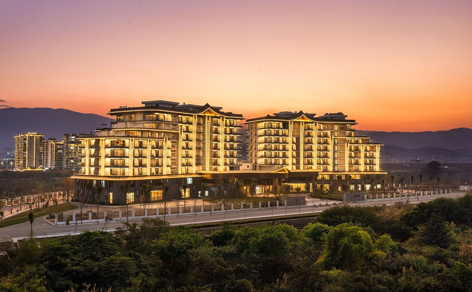 西双版纳嘎洒国际机场希尔顿花园酒店